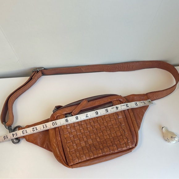 Vilenca Holland Genuine Leather Belt Fanny Bag Cognac main image 6